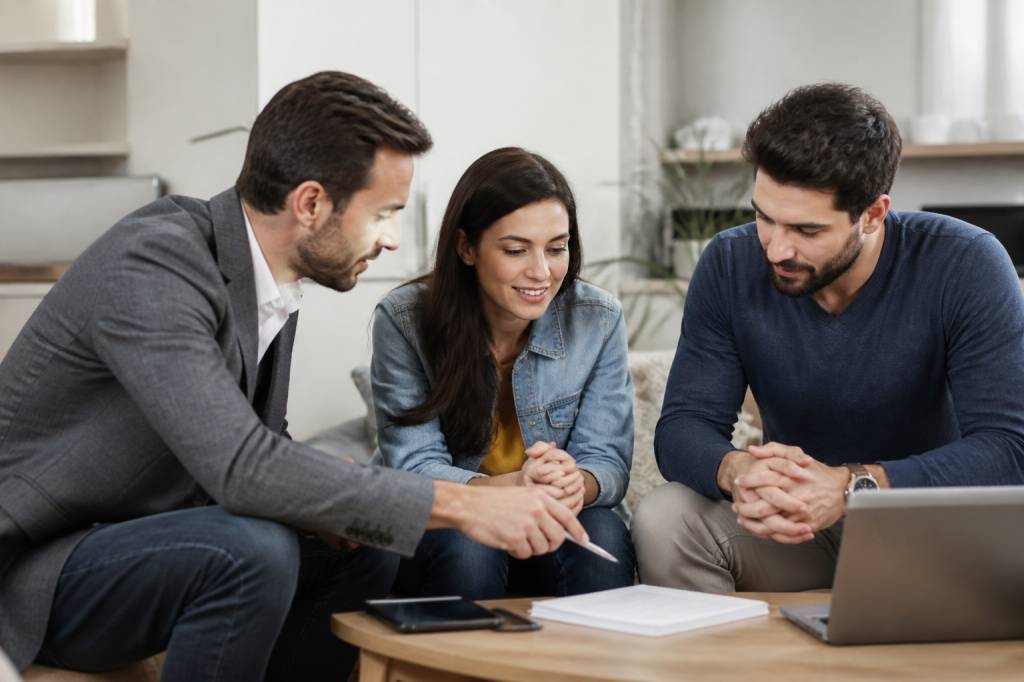 Achat bien immobilier à plusieurs : stratégies, financement et fiscalité